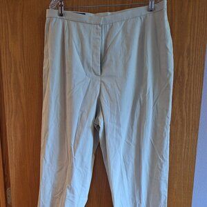 Woman's Casual Pants